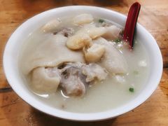 -雷祖芳老妈蹄花店