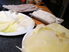 -园里串香牛肉串串火锅(新繁店)