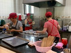 -镇南锅盖面馆(解放路店)