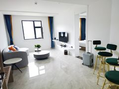 -喀纳斯鸿福生态度假酒店