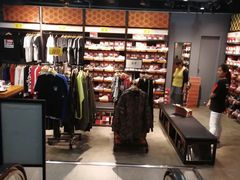 -法雅体育工厂店(皂君庙路店)