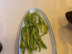 -园里串香牛肉串串火锅(新繁店)