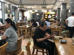 大堂-清真马杰山牛肉汤馆