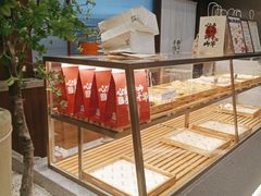 面包甜点陈列柜-君之狮子山·轻糖烘焙(松江印象城店)