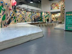 -ROCKPLUS攀岩馆(环宇城店)