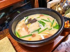 -银米·云南传统过桥米线(双廊黑金冠店)