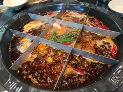-黑鸡母杀牛匠火锅(崇文路店)