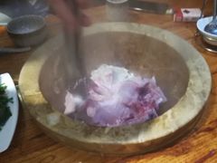 -滇香肴·云南菜蒸汽石锅鱼(云南北路店)