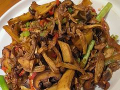 -陈家老院子·长春特色东北家宴(一匡街店)