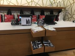 -lululemon athletica(希慎广场店)