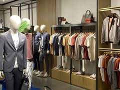 -王府井奥莱临潼小镇(临潼店)