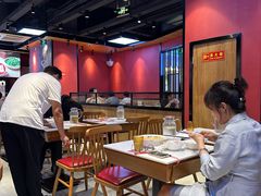 -渝是乎酸菜鱼·川渝小炒(新世界百货望京店)