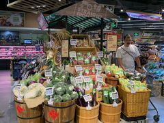 -blt精品超市(高德置地冬广场店)