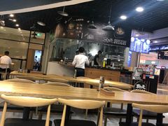 大堂-吴草鸡爪오초닭발韩食堂(融恒盈嘉中心店)