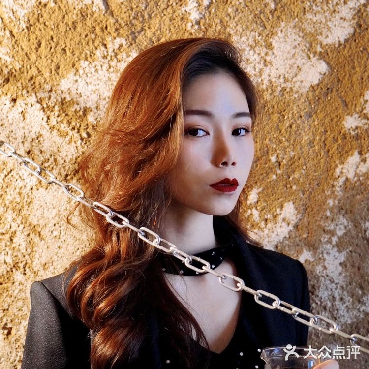 珠海首家下沉式洞穴艺术展 | 还有神㊙️演出