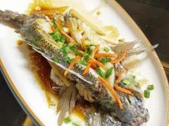 -三姐妹·海鲜大排档