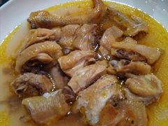 -虾弄弄海派小龙虾·牛羊蝎子火锅