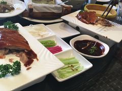 -老街坊美食汇(玉兰大街店)