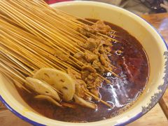 -拈签一笑黄牛肉辣卤串串