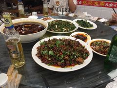 -江湖黑大兔(杨家坪店)