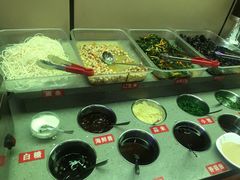自助调料区-佰人王串串香火锅(洋珠巷店)