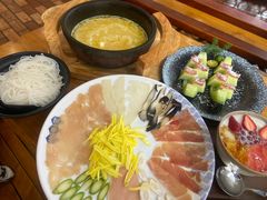 -桥香园过桥米线(国贸店)