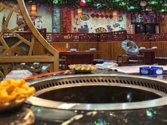 -袁小二大东北铁锅炖(吉祥村总部)