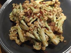 -蜜桃餐厅·伴山(湖滨商业街店)