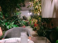 -默迹咖啡馆