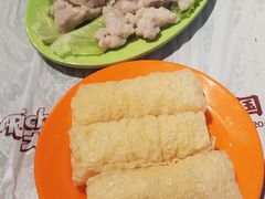 -大芊金重庆串串火锅(南京路店)