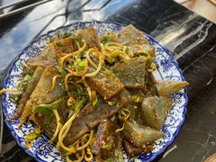 凉粉皮-宏宏无烟石板烧烤