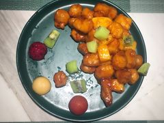 鲜果菠萝里脊-蜜桃花开·中西融合菜E&W(南长街店)