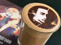 -为你钟情咖啡馆(春熙路太古里步行街店)