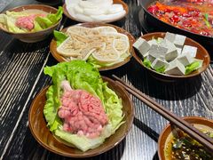 -冯校长老火锅(中联广场店)