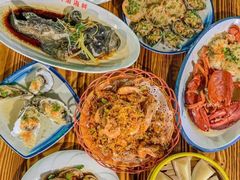 -亚龙湾海底世界