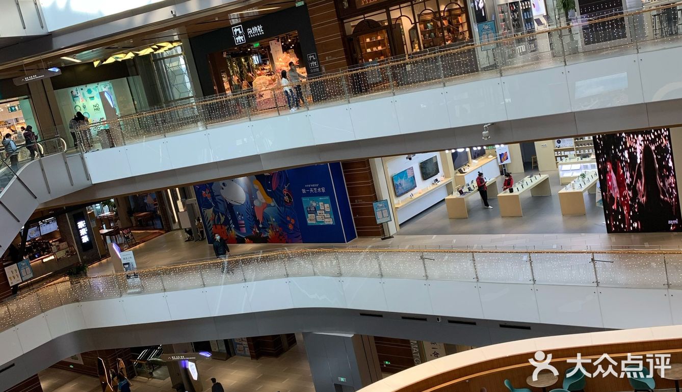 终于又有家商场开业位置在地铁安贞门出来就是商场