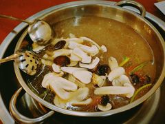 -老石黑山羊毛驴肉火锅(金凯广场店)