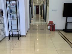 -瑞尔齿科(颐堤港诊所)