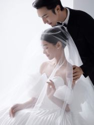 -至臻微拉婚纱摄影