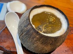 原只椰子炖乌鸡-黄但记老店·陈村粉食府