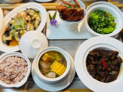 -馨美母婴护理中心(石狮店)