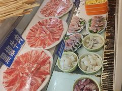 -两三事小郡肝串串香火锅(桂庙店)