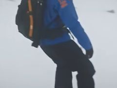 -乔波室内滑雪场