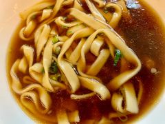 宽面-天下三绝 牛肉面/红酒