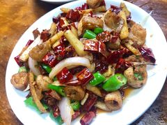 火爆肥肠-茅屋大酒店
