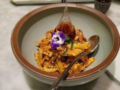 敲糖棒棒鸡-辛香汇·现炒川菜(淮海路百盛店)