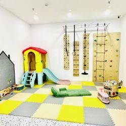 -熊小米专业儿童游泳馆