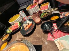 -一绪に和牛寿喜烧(罗湖益田假日店)
