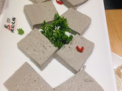 自制黑豆腐-老版火锅(半坡店)