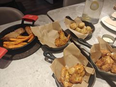 -必胜客(东大桥店)